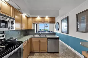 105 Lake Emerald Dr, Oakland Park, FL 33309 - Photo 12