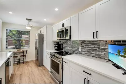 4425  Cordia Cir, Coconut Creek, FL 33066 - Photo 8