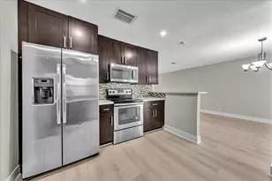 8695 NW 28th Dr, Coral Springs, FL 33065 - Photo 20