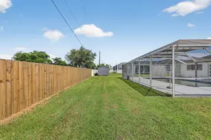 143 SW Grove Ave, Port Saint Lucie, FL 34983 - Photo 32