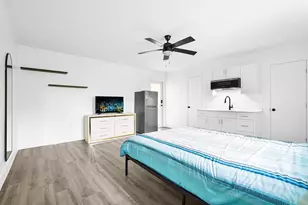 725 81st St, Miami Beach, FL 33141 - Photo 10