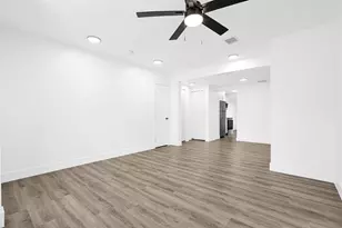 725 81st St, Miami Beach, FL 33141 - Photo 18