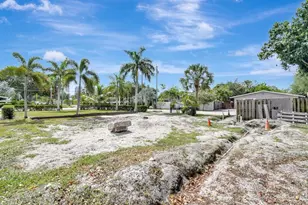 11 SW 11th Ave, Fort Lauderdale, FL 33312 - Photo 44