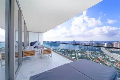 18975  Collins Ave, Unit #3303, Sunny Isles Beach, FL 33160 - Photo 46