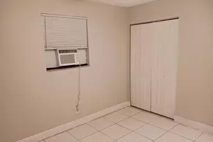 708 NW 6th St, Hallandale Beach, FL 33009 - Photo 8