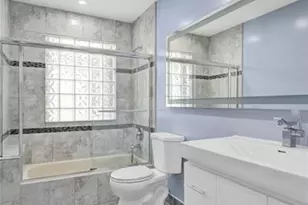 1251 Hayes, Hollywood, FL 33019 - Photo 60