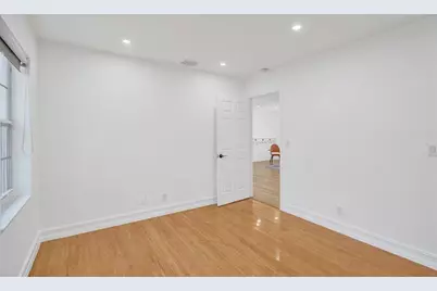 1251  Hayes, Hollywood, FL 33019 - Photo 46