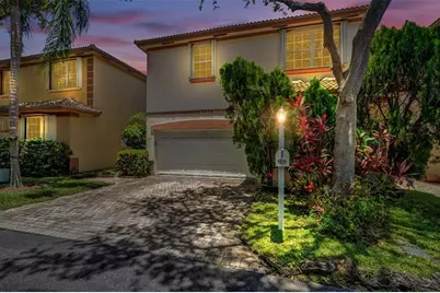 1251  Hayes, Hollywood, FL 33019 - Photo 2