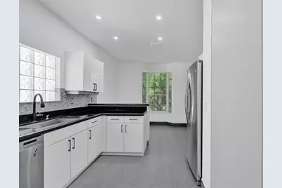 1251  Hayes, Hollywood, FL 33019 - Photo 26