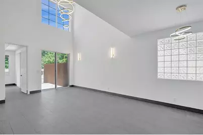 1251  Hayes, Hollywood, FL 33019 - Photo 8