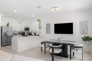 20350 NW 6th Pl, Miami, FL 33169 - Photo 18