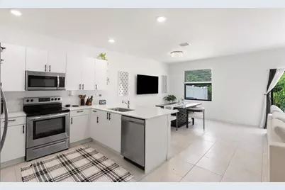 20350 NW 6th Pl, Unit #20350, Miami, FL 33169 - Photo 4