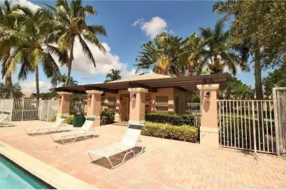 1525  Salerno Cir, Weston, FL 33327 - Photo 38