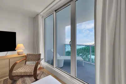 2301  Collins Ave, Unit #1008, Miami Beach, FL 33139 - Photo 8