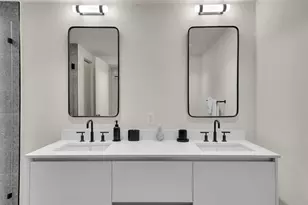 2301 Collins Ave, Miami Beach, FL 33139 - Photo 20