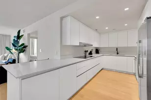 2301 Collins Ave, Miami Beach, FL 33139 - Photo 10