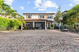 9725 Blue Isle Bay, Parkland, FL 33076 - Photo 12