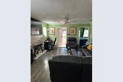 4133 NW 22nd Ct, Miami, FL 33142 - Photo 2