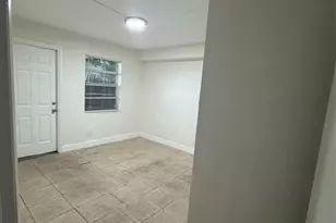 1870 NW 60th Ave, Sunrise, FL 33313 - Photo 4