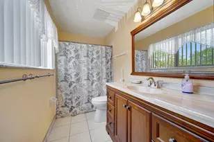 3461 NW 44th St, Lauderdale Lakes, FL 33309 - Photo 8