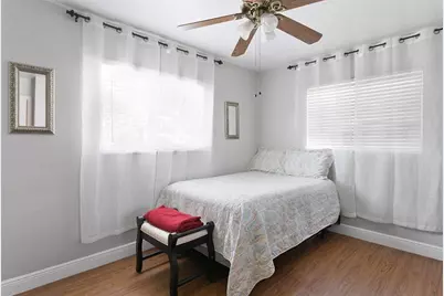 171 SW 78th Ave, Margate, FL 33068 - Photo 20