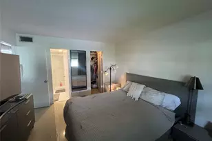 1040 SE 4th Ave, Deerfield Beach, FL 33441 - Photo 6