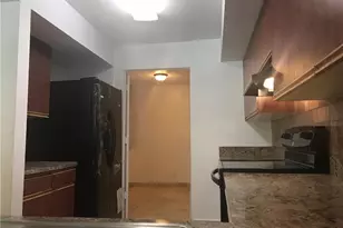 8210 NW 24th St, Coral Springs, FL 33065 - Photo 8