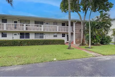 30 SE 13th St, Unit #B2, Boca Raton, FL 33432 - Photo 2