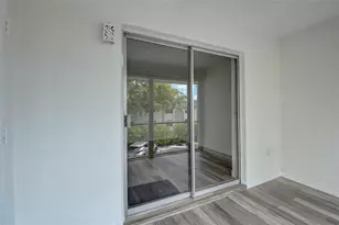 30 SE 13th St, Boca Raton, FL 33432 - Photo 18