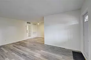 30 SE 13th St, Boca Raton, FL 33432 - Photo 6