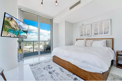 851 NE 1st Ave, Unit #2202, Miami, FL 33132 - Photo 12