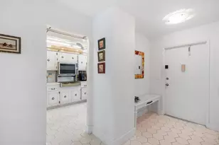 1000 NE 14th Ave, Hallandale Beach, FL 33009 - Photo 28