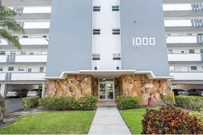 1000 NE 14th Ave, Unit #211, Hallandale Beach, FL 33009 - Photo 4
