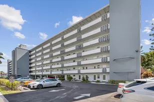 1000 NE 14th Ave, Hallandale Beach, FL 33009 - Photo 2