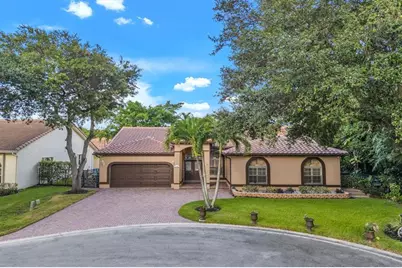 5523 NW 57th Ter, Coral Springs, FL 33067 - Photo 2