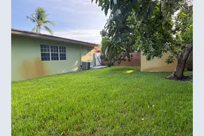 5839 NW 16th St, Sunrise, FL 33313 - Photo 4