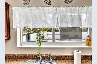 4201 NW 73rd Ave, Lauderhill, FL 33319 - Photo 14