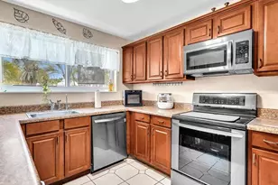 4201 NW 73rd Ave, Lauderhill, FL 33319 - Photo 12