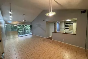 3083 N Oakland Forest Dr, Oakland Park, FL 33309 - Photo 12