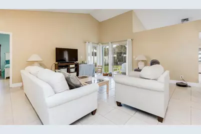 1020 SW 149th Ln, Sunrise, FL 33326 - Photo 6