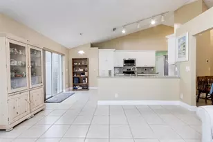 1020 SW 149th Ln, Sunrise, FL 33326 - Photo 16