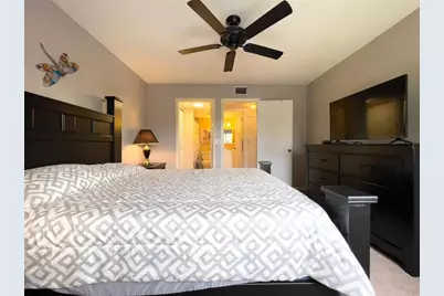 317  Knotty Pine Cir, Unit #C2, Greenacres, FL 33463 - Photo 32