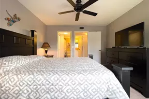 317 Knotty Pine Cir, Greenacres, FL 33463 - Photo 32