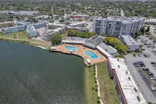 18707 NE 14th Ave, Miami, FL 33179 - Photo 46