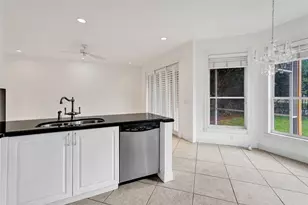 10902 Tamoron Ln, Boca Raton, FL 33498 - Photo 18