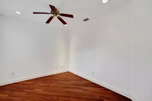 10902 Tamoron Ln, Boca Raton, FL 33498 - Photo 22
