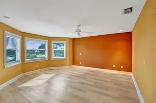 10902 Tamoron Ln, Boca Raton, FL 33498 - Photo 34