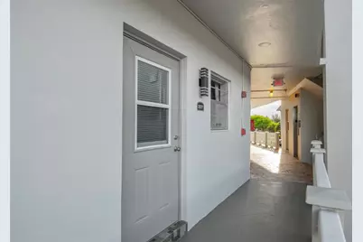 5171 W Oakland Park Blvd, Unit #207, Lauderdale Lakes, FL 33313 - Photo 14