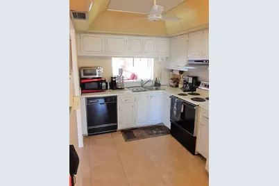 777 S Federal Hwy, Unit #L302, Pompano Beach, FL 33062 - Photo 1