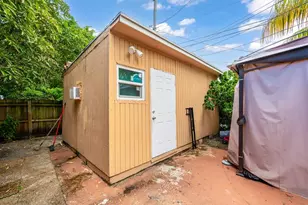 2651 NW 42nd Ave, Lauderhill, FL 33313 - Photo 20